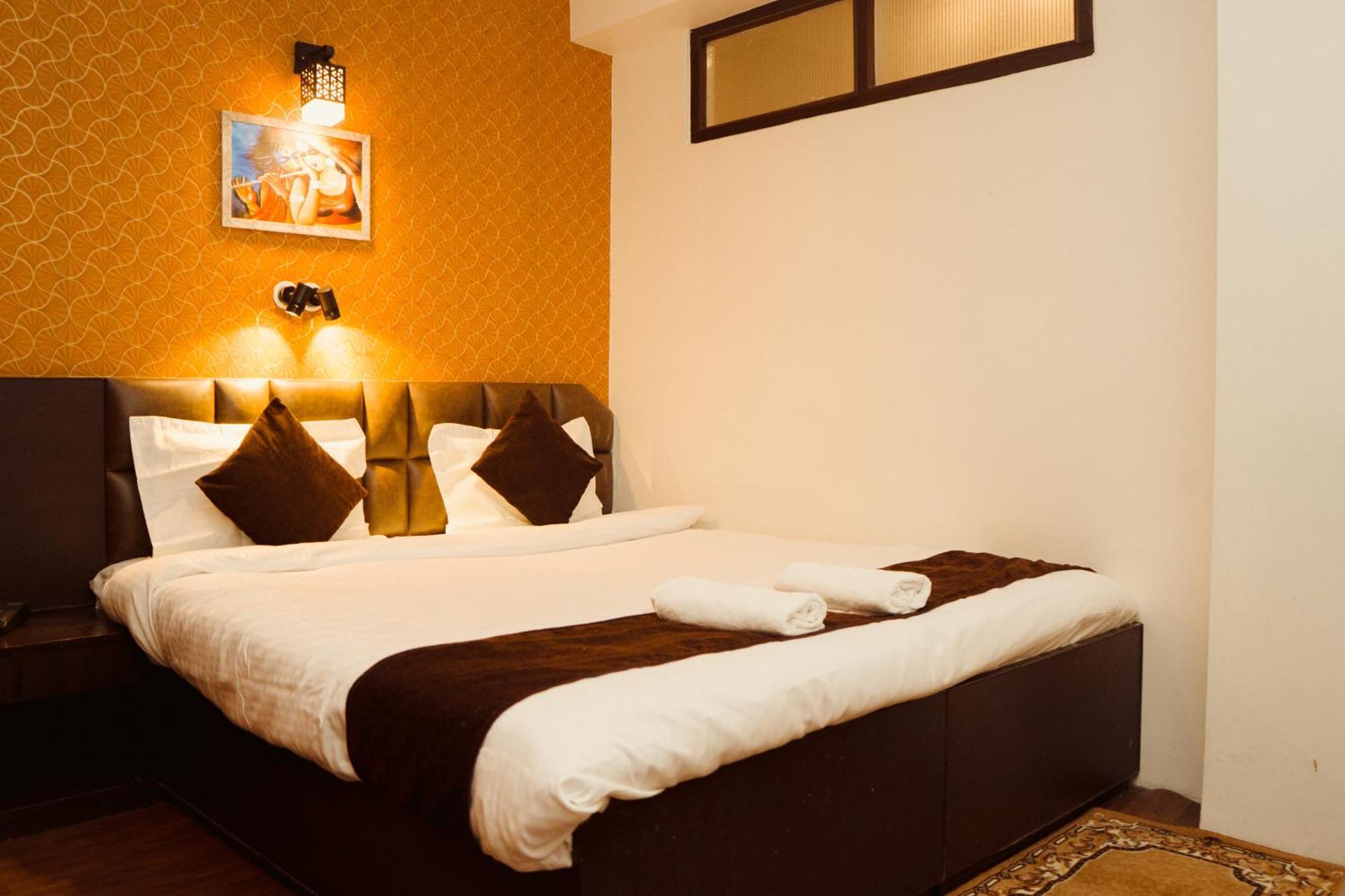 Hotel Siddhi Vinayak Regency, Mg Marg Гангток Екстериор снимка