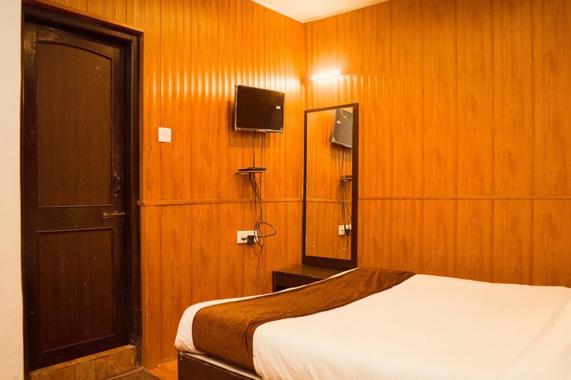 Hotel Siddhi Vinayak Regency, Mg Marg Гангток Екстериор снимка